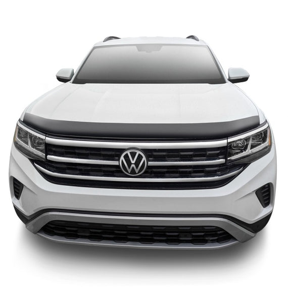 AVS 20-24 VW Atlas Cross Sport/ 21-24 VW Atlas Aeroskin Low Profile Acrylic Hood Shield - Smoke