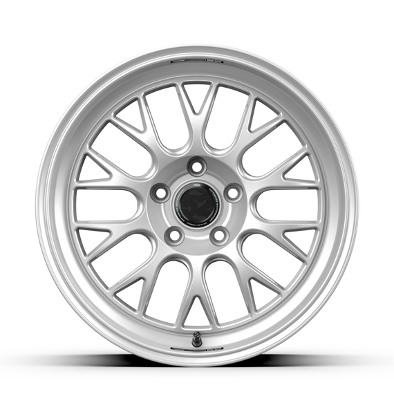 fifteen52 Holeshot RSR 20x10 5x112 10mm ET 66.56mm Center Bore Radiant Silver