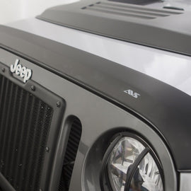 AVS 2018+ Jeep Wrangler (JL) 2dr/4dr Aeroskin Low Profile Hood Shield - Matte Black