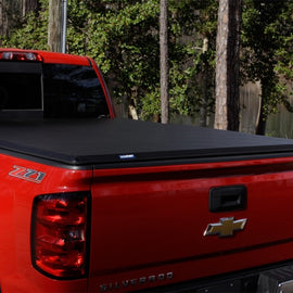 Lund 15-17 Chevy Silverado 3500 Fleetside (6.6ft. Bed) Hard Fold Tonneau Cover - Black