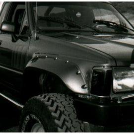 Bushwacker 84-88 Toyota Cutout Style Flares 2pc - Black